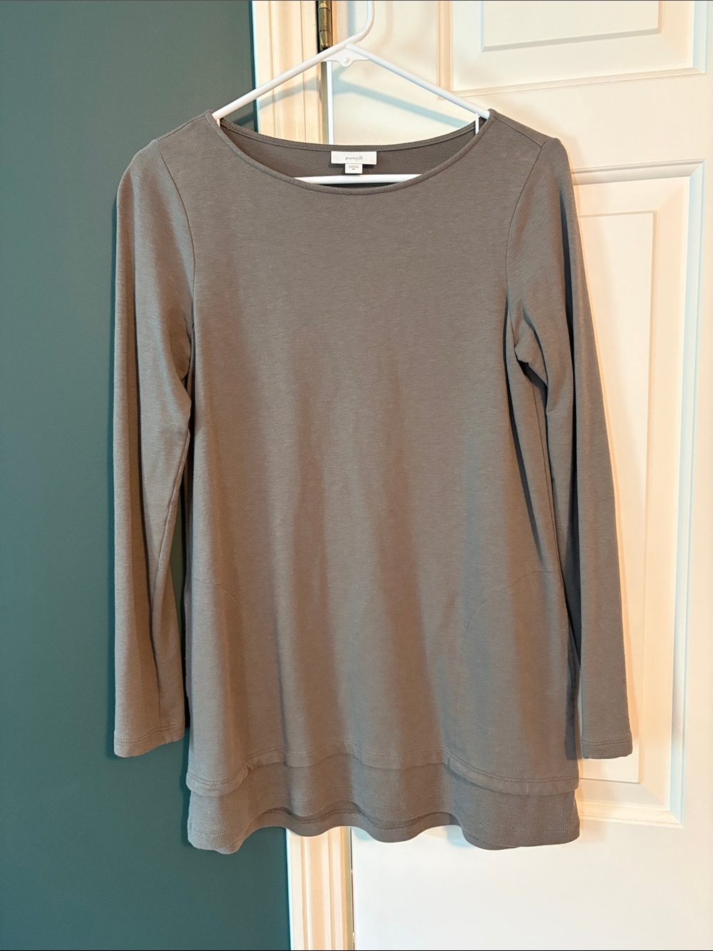 Long Sleeve Scoop Neck Tunic in Taupe-Gray  Everyday Top with Pockets